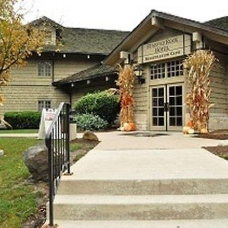 Starved Rock Lodge & Conference Center Utica エクステリア 写真