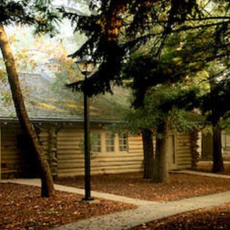 Starved Rock Lodge & Conference Center Utica エクステリア 写真