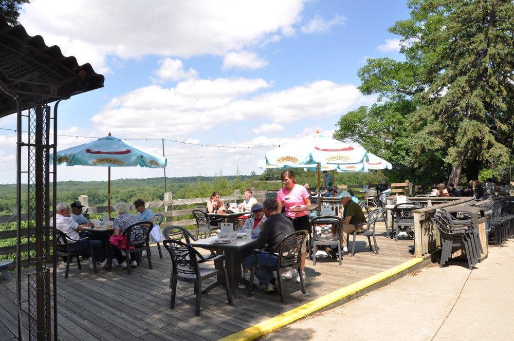 Starved Rock Lodge & Conference Center Utica エクステリア 写真